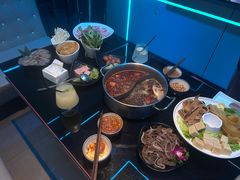 -唯爱KTV聚会餐厅(仙林东城汇店)