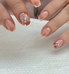 -UU·NAIL美甲美睫專門店