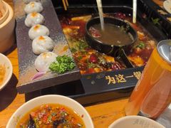 -老牌坊云南鱼豆花火锅(爱建店)