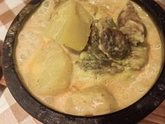 -新大咀港式茶餐厅(宝山万达店)