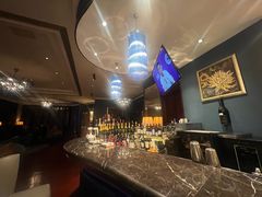 -龙虾酒吧扒房(宁波香格里拉店)