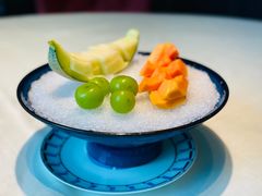 餐前水果-禧悦楼 · 港味海鲜火锅