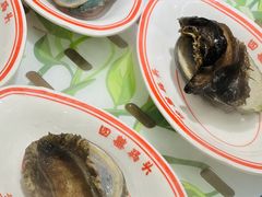 -四囍码头海鲜烧烤自助火锅(外滩南京东路悦荟广场店)