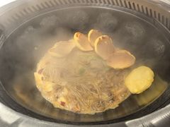 -玺炖·中国铁锅炖(南京东路店)