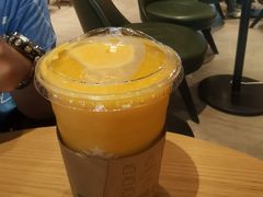 -星巴克臻选(济南万达店)