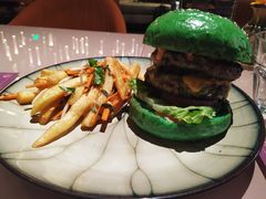 -查特花园美食广场(西单大悦城店)