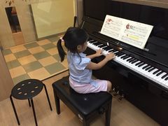 -柏斯音乐艺术中心·钢琴·吉他(上音店)