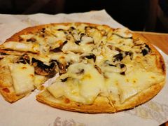 -玛格萝妮(汇智国际商业中心店)