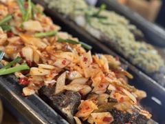 -宏兴烤鱼山庄(宣恩总店)