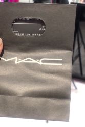 -M·A·C