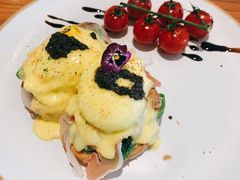 黑松露帕尔玛火腿班尼迪克蛋-UPPER KITCHEN(延安路店)