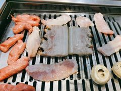 -臻牛烤肉