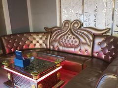 -黄金水汇·美食(文锦渡店)