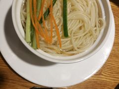 小碗清汤面-船歌·鱼水饺青岛菜(闽江二路店)
