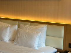 -优逸酒店(柳州窑埠古镇万象城店)