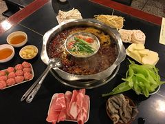 -邓莽子老火锅(中兴路总店)