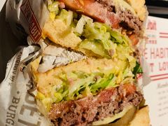 -The Habit Burger Grill 哈比特汉堡(复兴soho店)