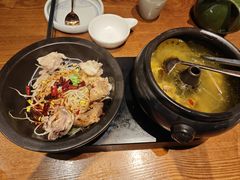 -云海肴·汽锅鸡·云南菜(天山百盛优客店)