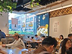 -馋三尺蟹粉小笼(人民广场店)