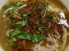 -鑫花溪牛肉米粉(凤凰街创始总店)