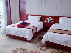 -兴芮温泉度假区