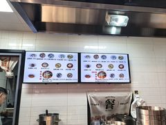 -红鼻子桂林米粉(金唐新光界店)