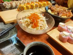 蟹籽沙拉-口罩哥·烧肉刺身