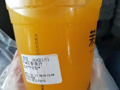 （中杯）百香果汁-茉沏(万科美好广场店)