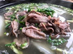 -乐山食古香跷脚牛肉