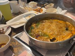 -黄记煌三汁焖锅(渝北金港国际店)