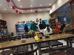 大堂-二钢串叔麻辣烫(华龙大厦店)