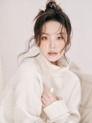 -唯一视觉婚纱摄影(石首店)