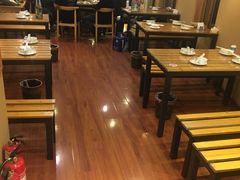 大堂-聚首堂·特色小吃·肘子(什刹海德胜门店)