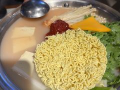 -富乐满 炸鸡&韩国料理 불로만(虹泉路店)