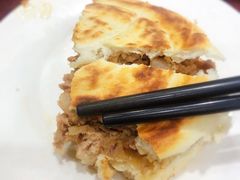 腊汁肉夹馍-汉思肴 热面皮(虬江路店)
