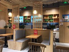 -万和春排骨砂锅米饭(新业广场店)