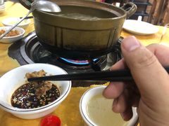 清远鸡-濠轩阁特色生蚝火锅(水湾路店)