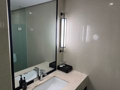 -乌鲁木齐百世昌龙泉酒店(大巴扎店)