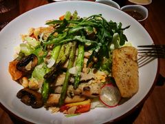 香煎鸡肉芦笋沙拉-POKEE VIA&Brunch·维娅(重庆来福士店)