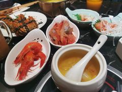 -淡尾·海鲜自助概念餐厅(虹桥南丰城店)