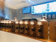 -喜茶(北京华贸购物中心店)
