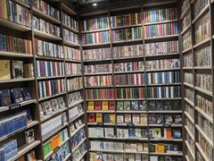 -钟书阁(群光广场店)