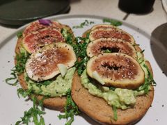 无花果手撕鸡肉tapas-Toris(LuOne凯德晶萃广场店)