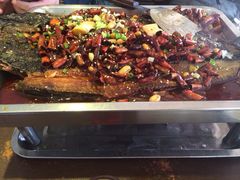 鸣记炭火烤全鱼(三八广场店)-鸣记脆皮烤鱼·海鲜烤鱼(三八广场店)