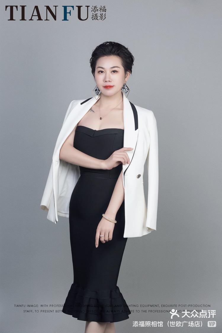 美业形象照个人写真肖像照添福照相馆世欧广场店