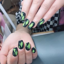 -UGIRL有个美甲