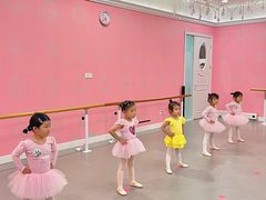 -Isee灰姑娘国际芭蕾舞蹈艺术中心(置地广场店)