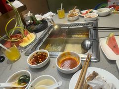 -海底捞火锅(新松江路生日主题店)