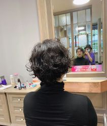-苑苑发型设计