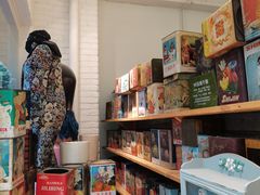 -恋物百货商店(华侨城店)